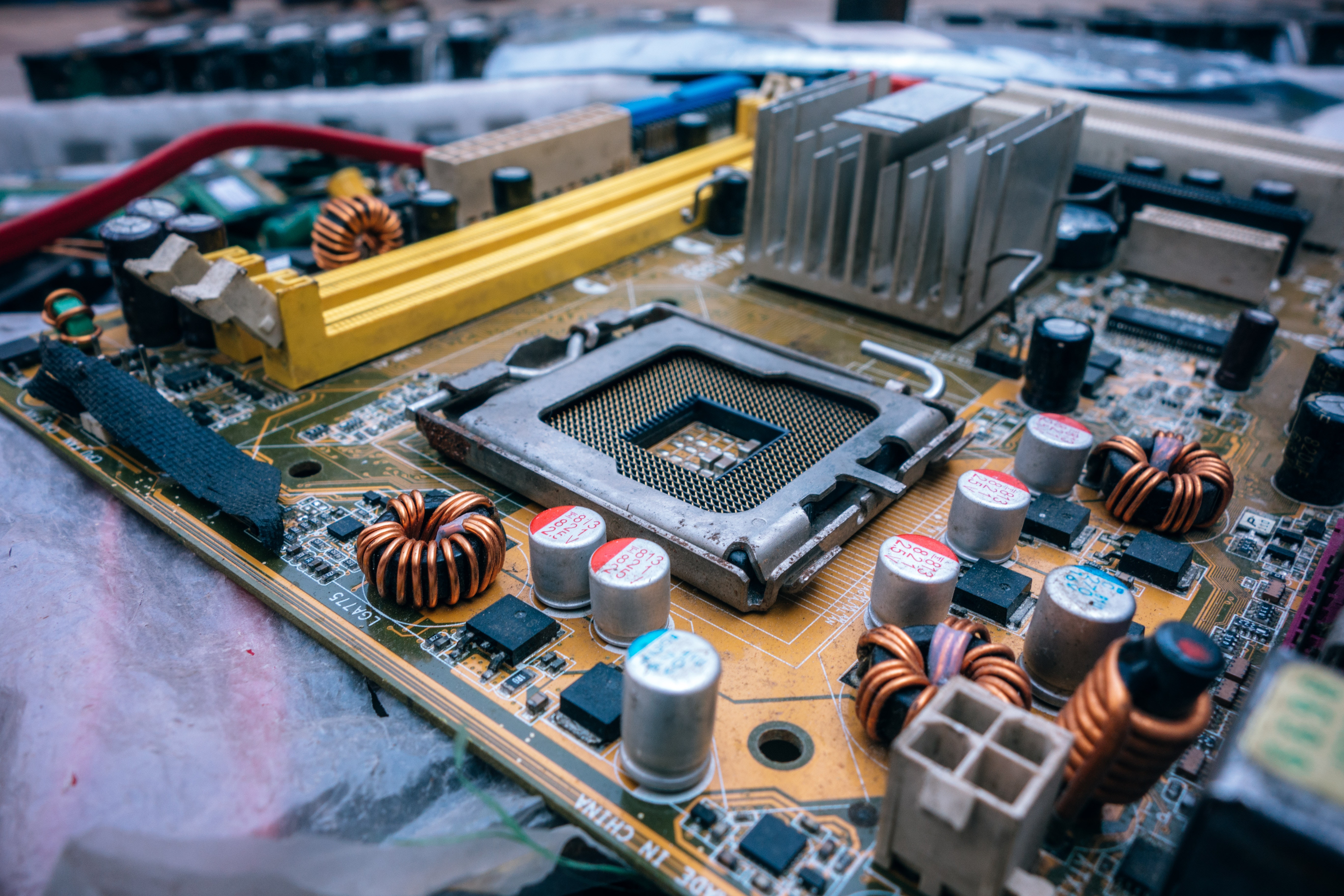 Inductors in DC Circuits